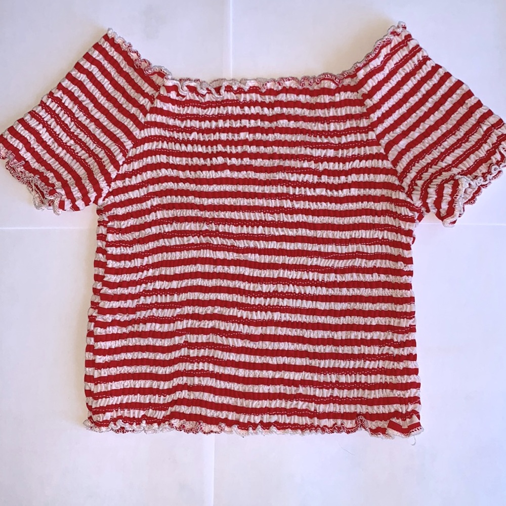 red crop top
